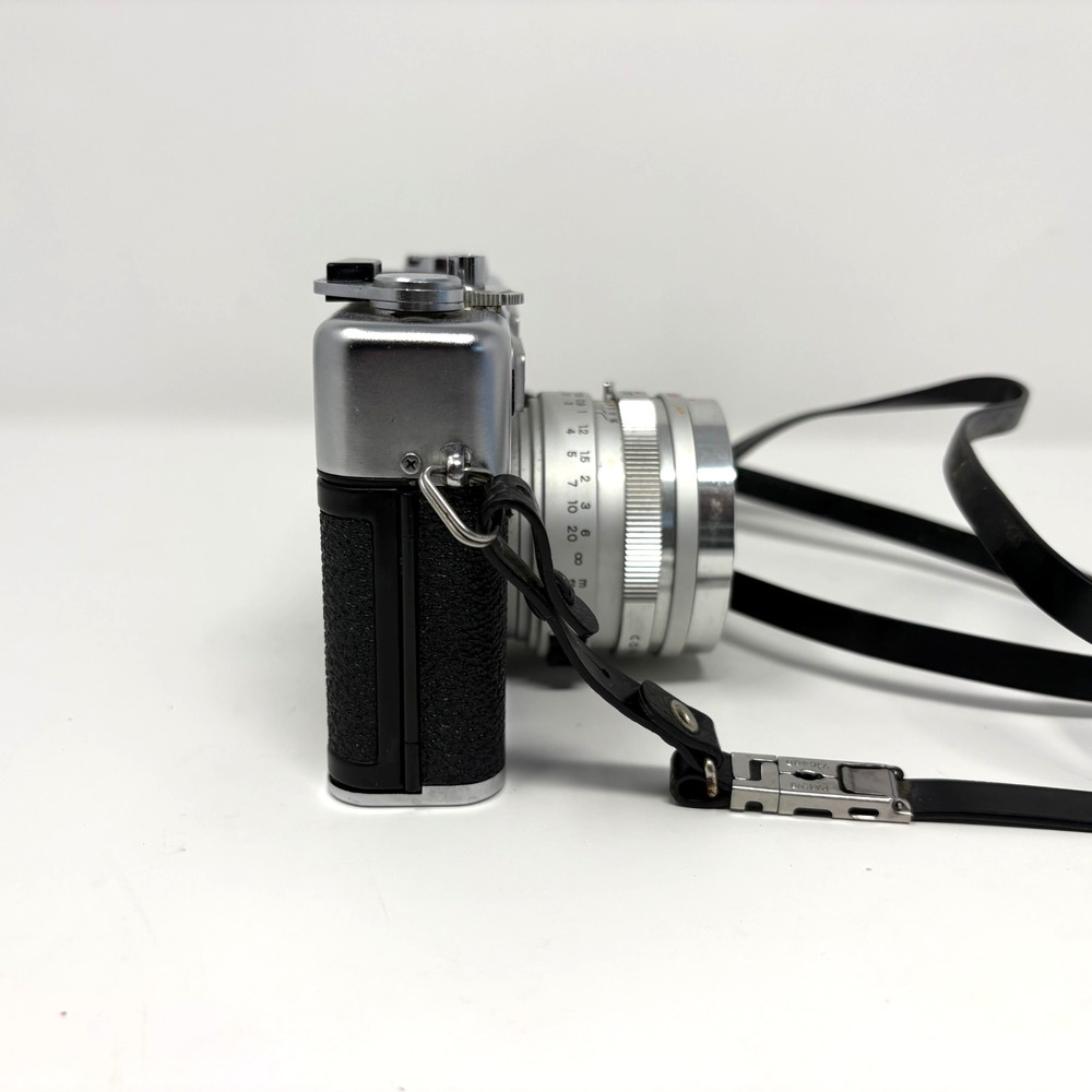 Yashica Electro 35 GSN 35mm Rangefinder w/45mm f1.7 Lens w/ Strap PARTS /REPAIR - Picture 8 of 12